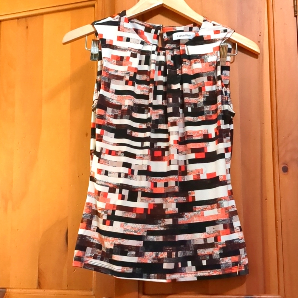 Calvin Klein colorblock blouse Small Red white and red